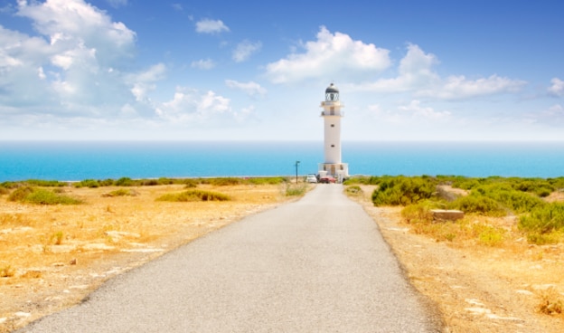 Formentera: Singular & Natural